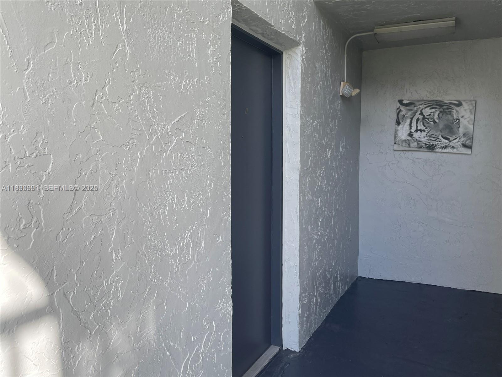 LOS PALACIOS BY MIAMI LAKE - Residential Lease