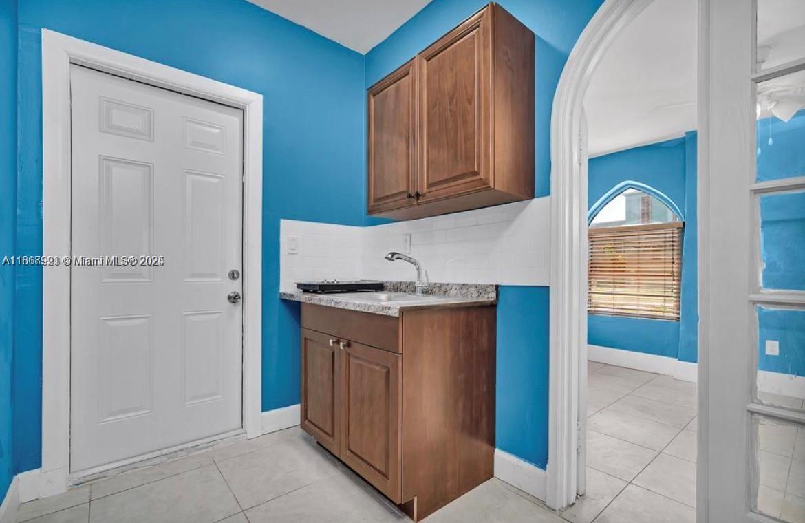 OPA LOCKA NO 2 - Residential Lease