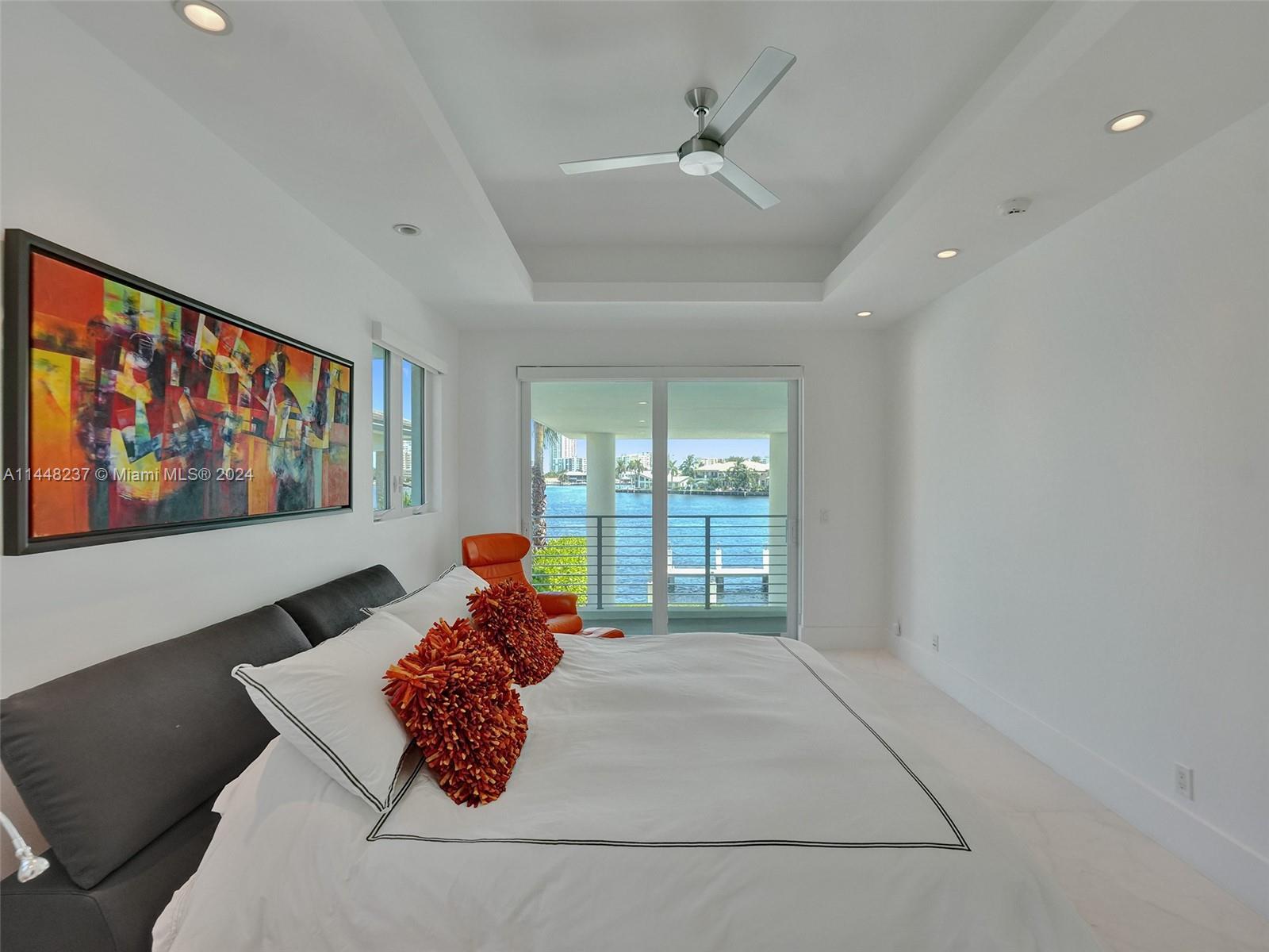 CYPRESS POINT - Residential