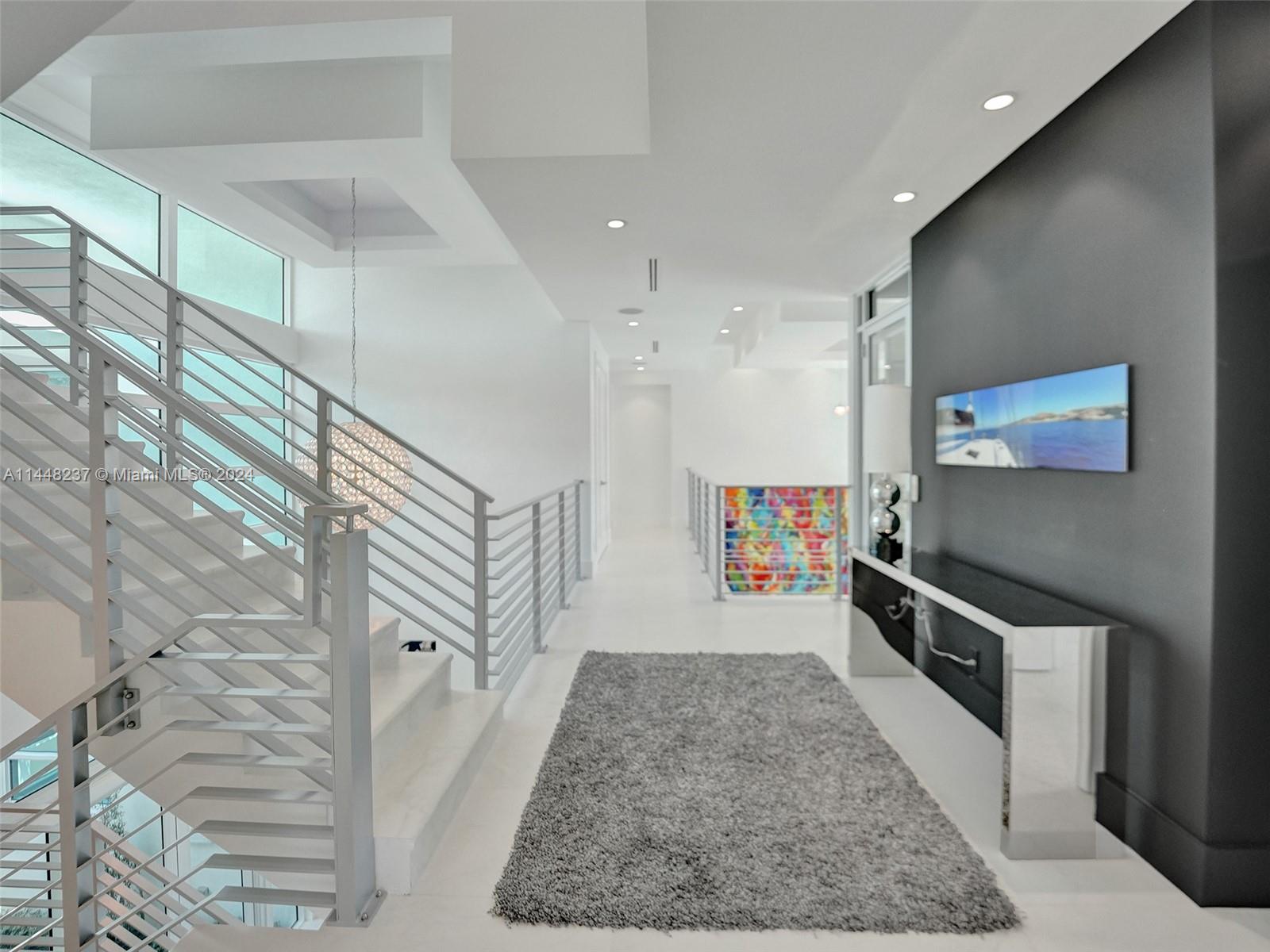 CYPRESS POINT - Residential