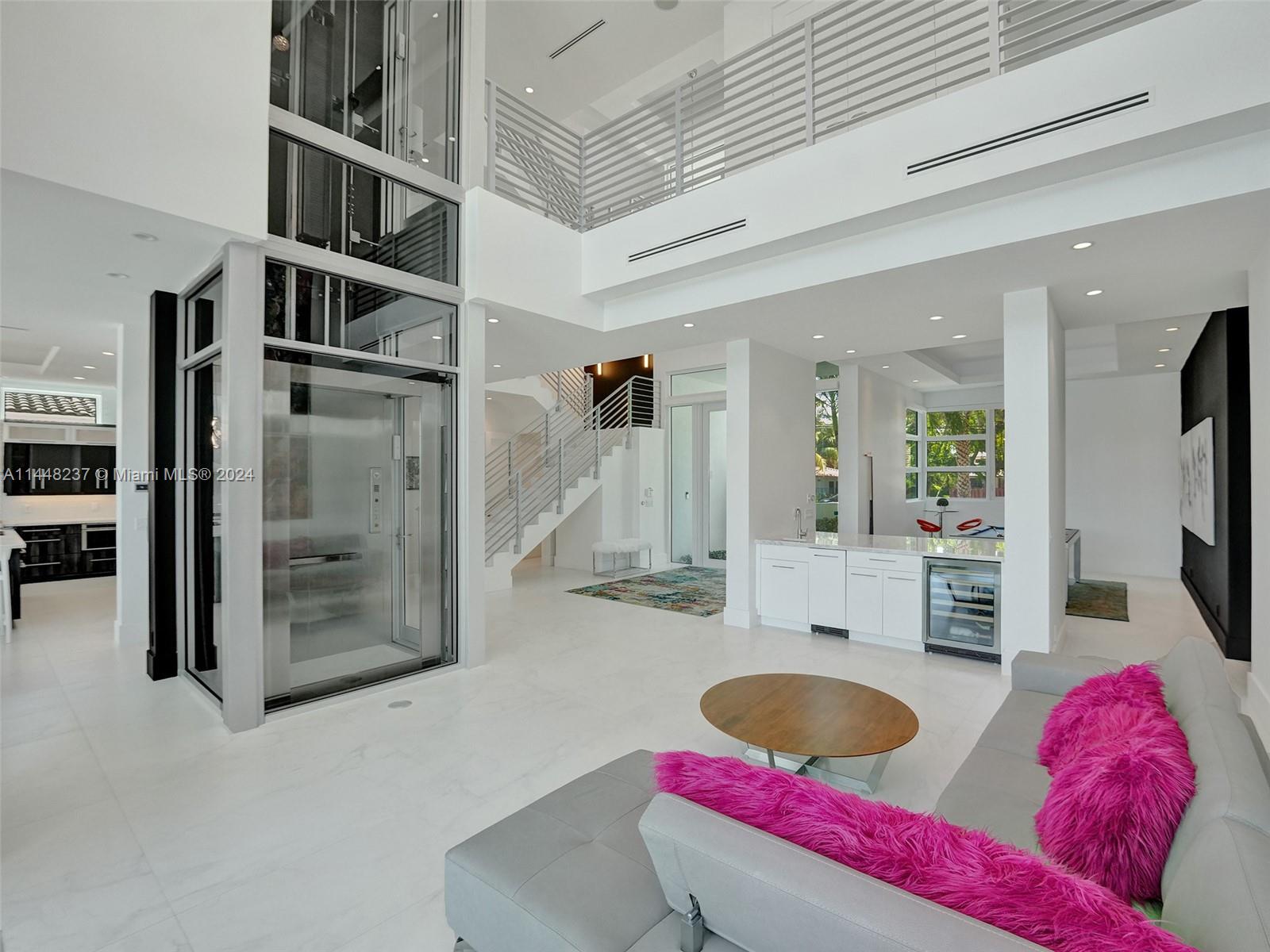 CYPRESS POINT - Residential