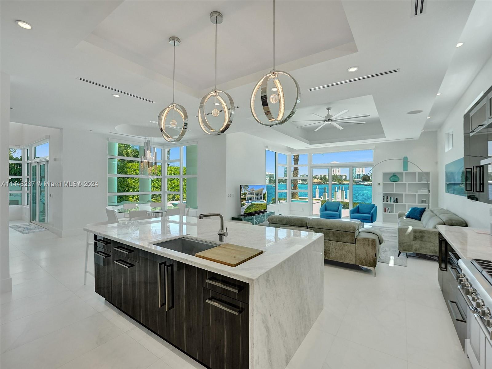 CYPRESS POINT - Residential