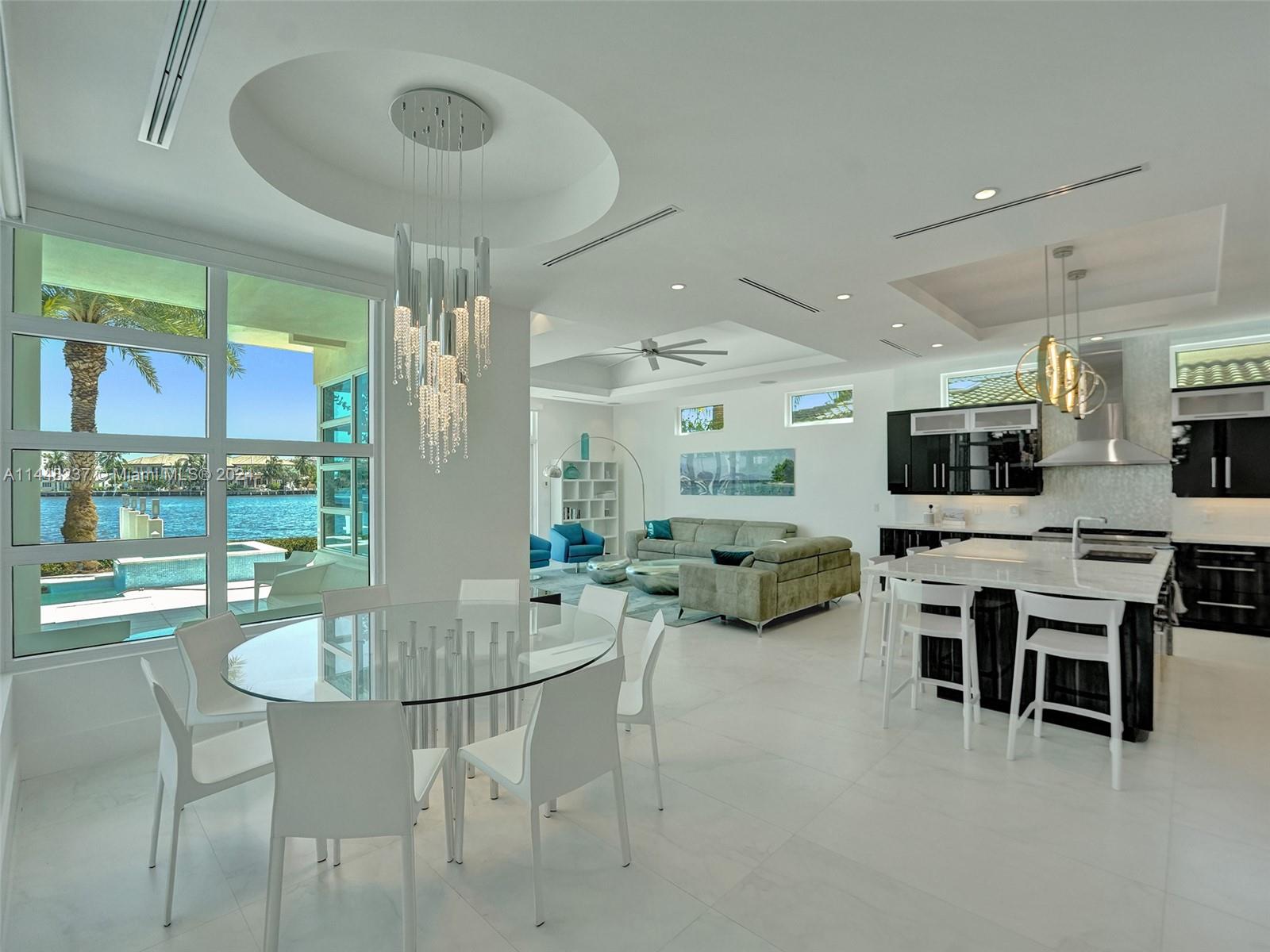 CYPRESS POINT - Residential