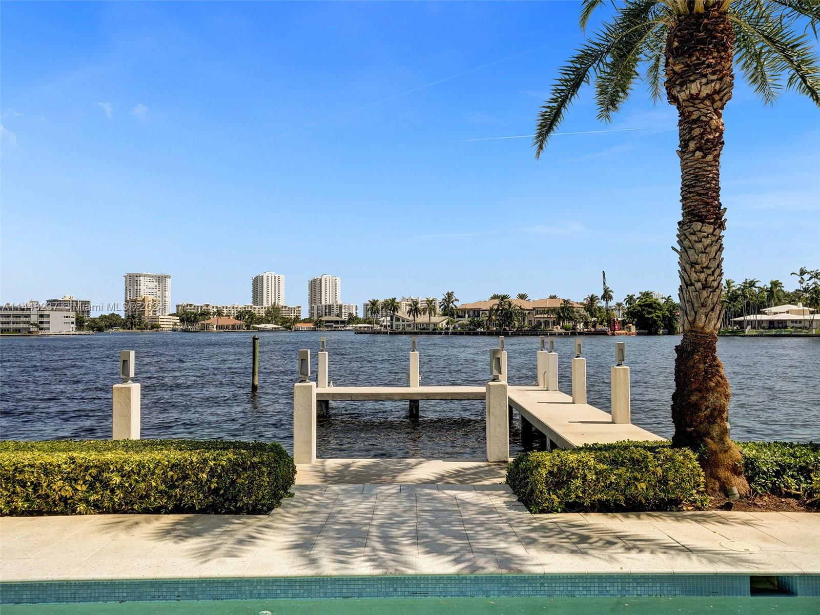 CYPRESS POINT - Residential