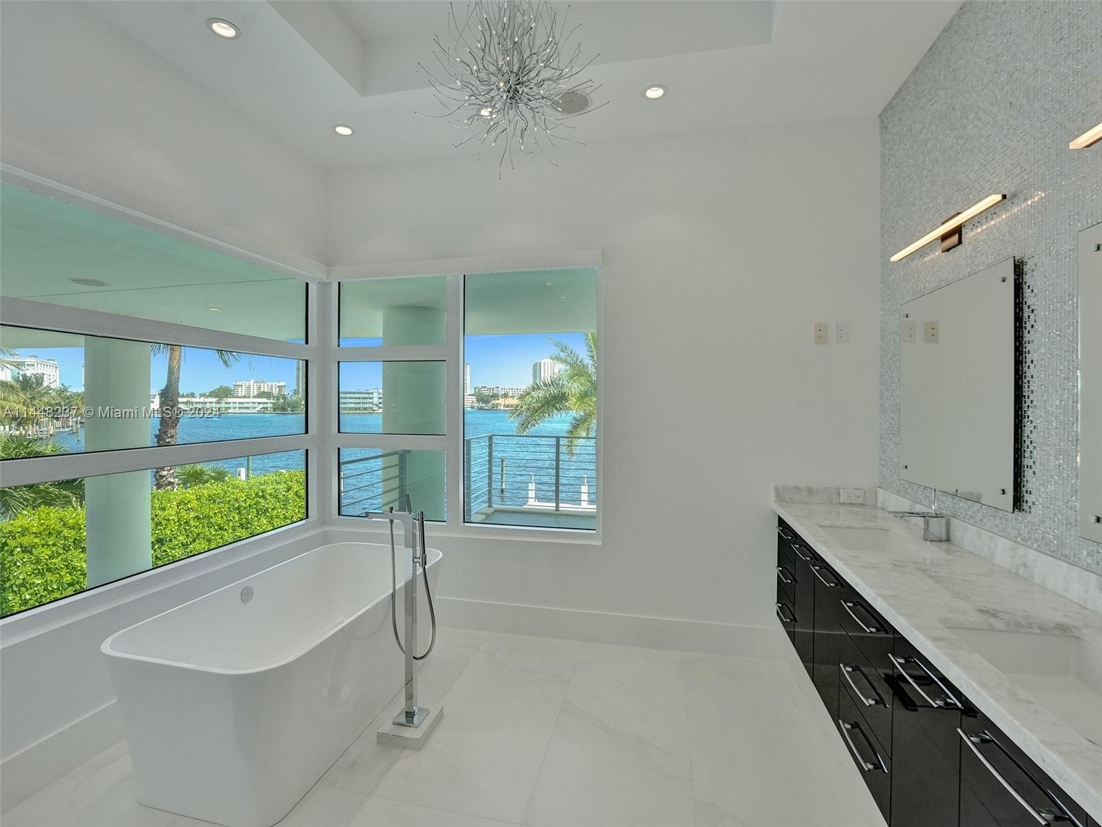 CYPRESS POINT - Residential