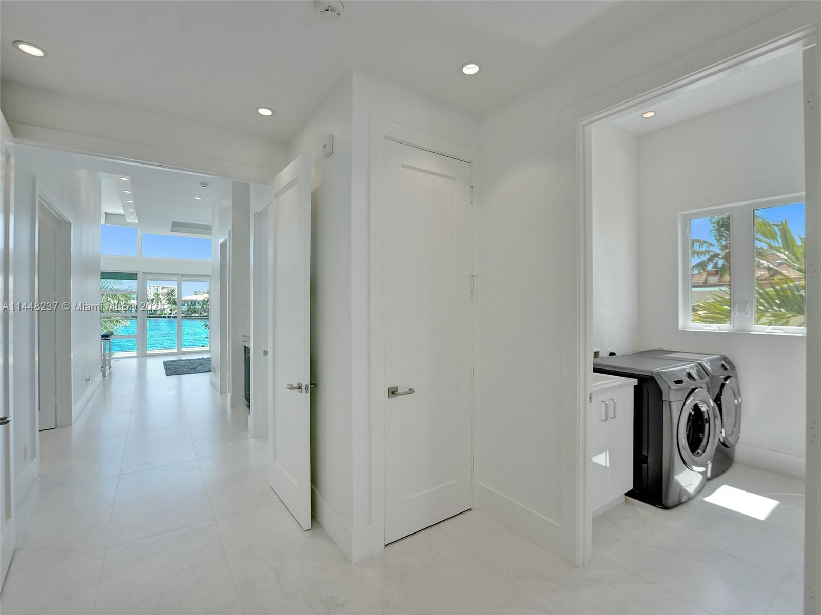 CYPRESS POINT - Residential