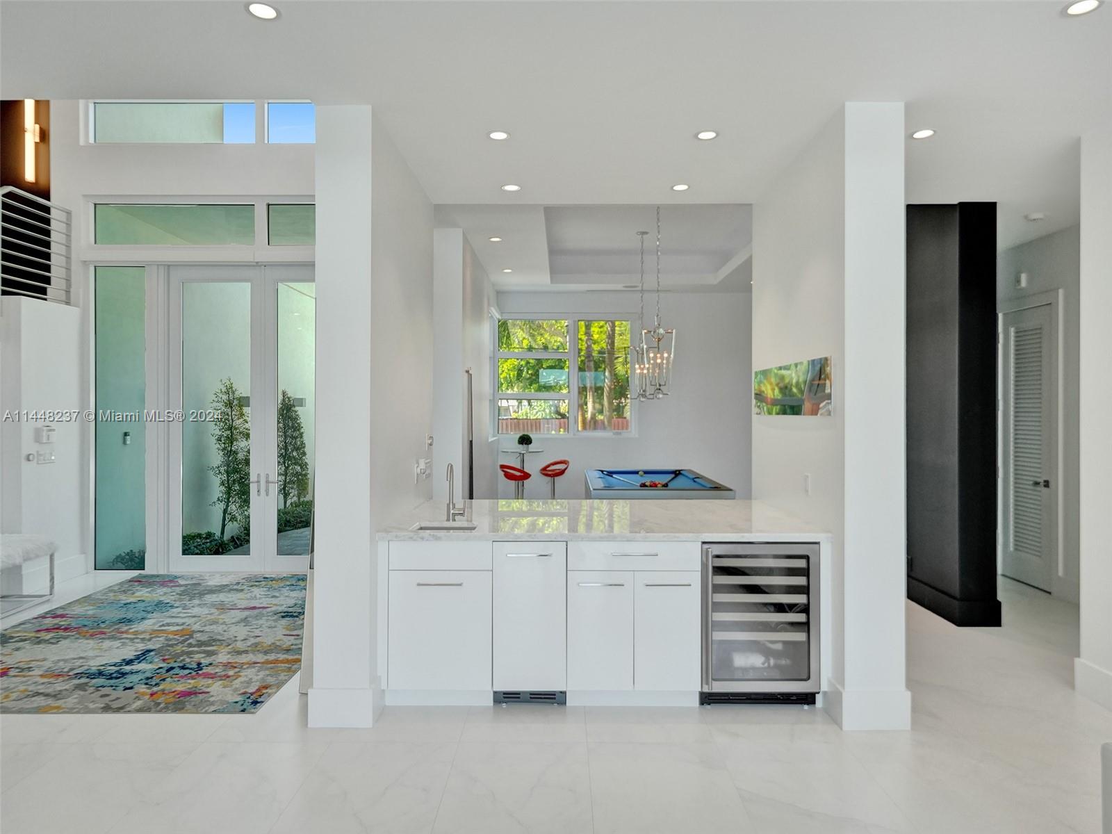 CYPRESS POINT - Residential