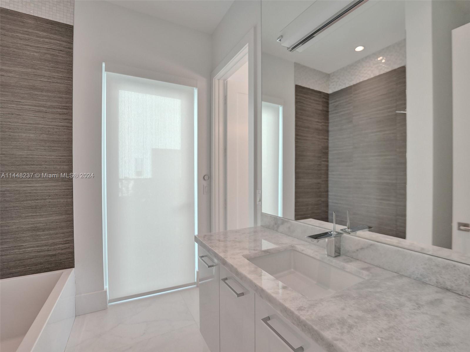 CYPRESS POINT - Residential