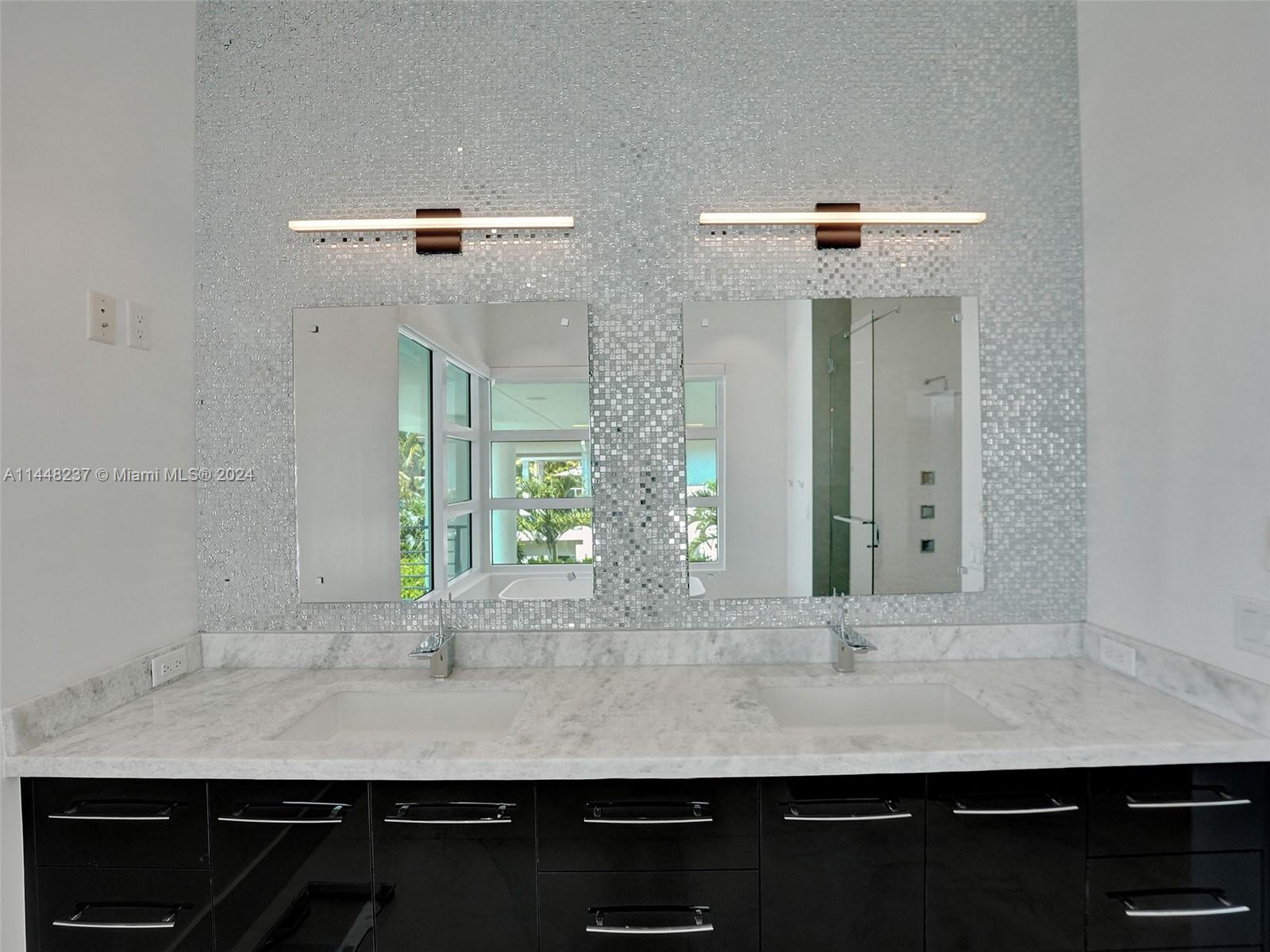 CYPRESS POINT - Residential