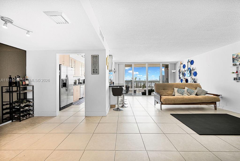 DEL PRADO MARINA - Residential