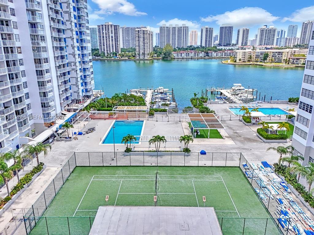 DEL PRADO MARINA - Residential
