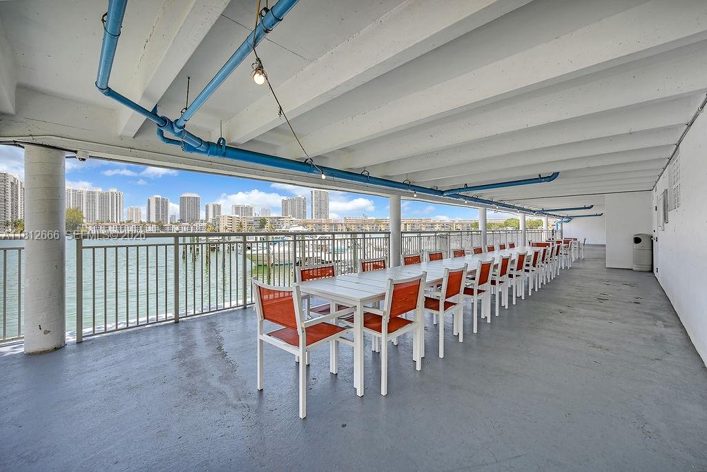 DEL PRADO MARINA - Residential