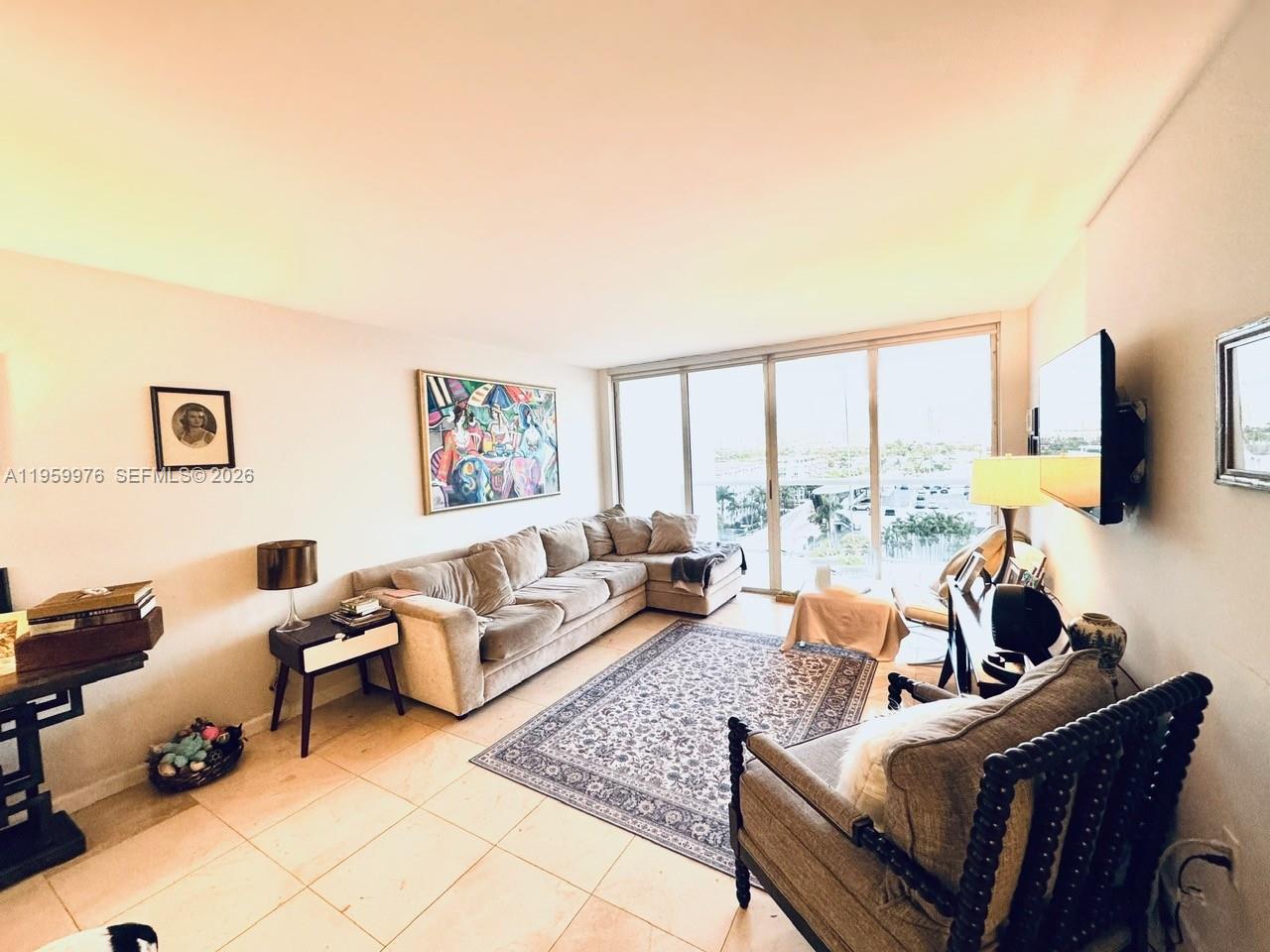 SUNSET HARBOUR NORTH COND - Residential