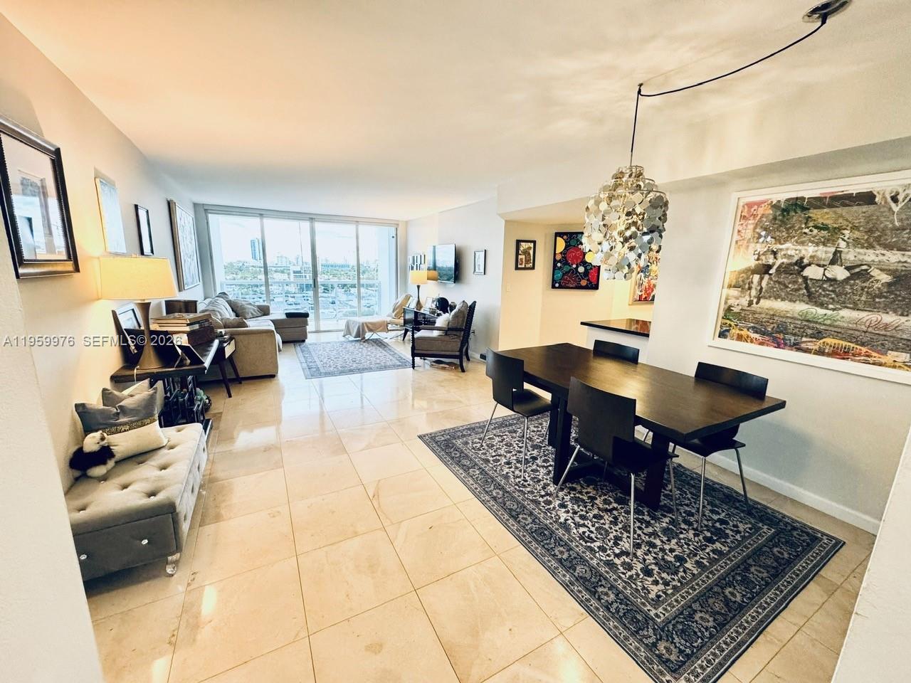 SUNSET HARBOUR NORTH COND - Residential