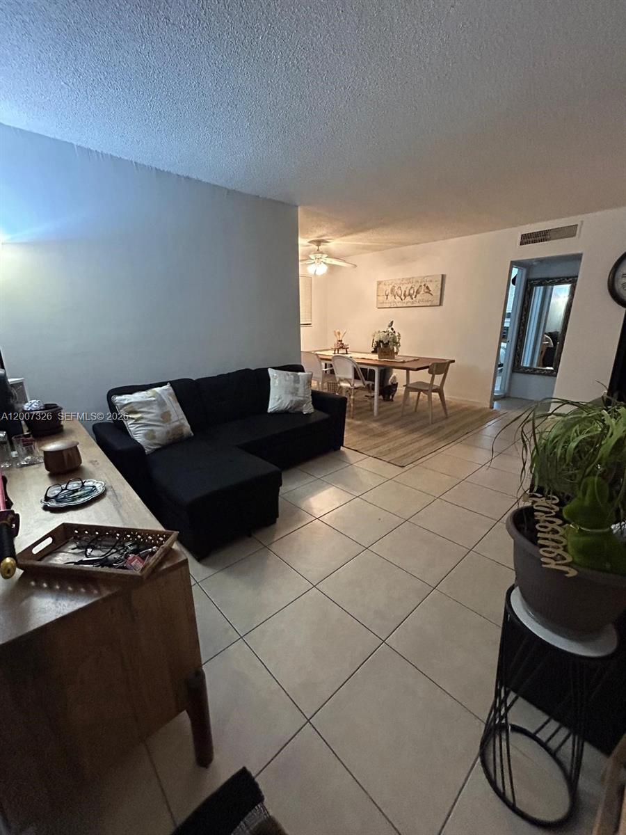 LSOLEI AT HALLANDALE BEAC - Residential