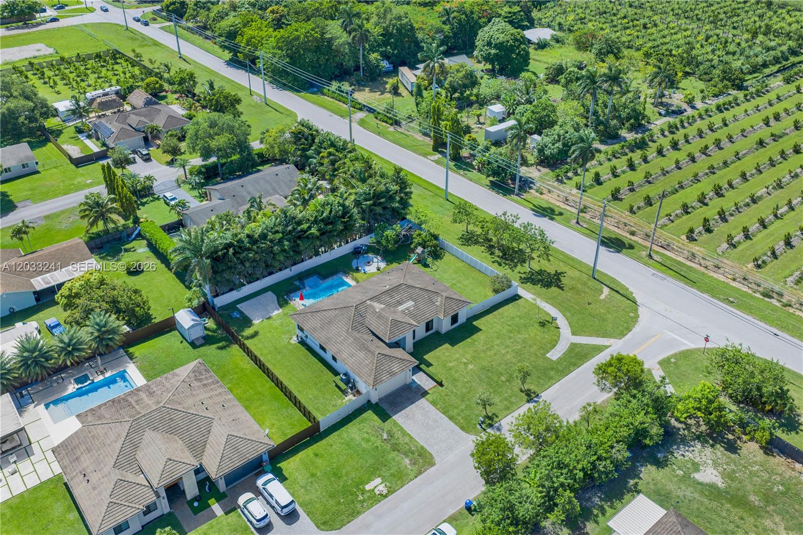 OAKWOOD GROVE - Residential