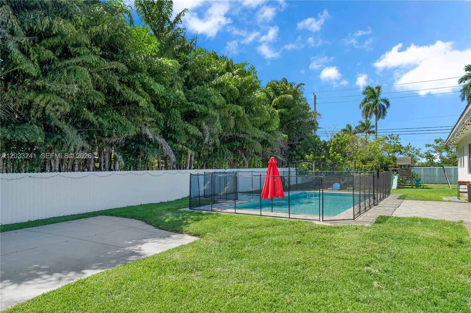 OAKWOOD GROVE - Residential