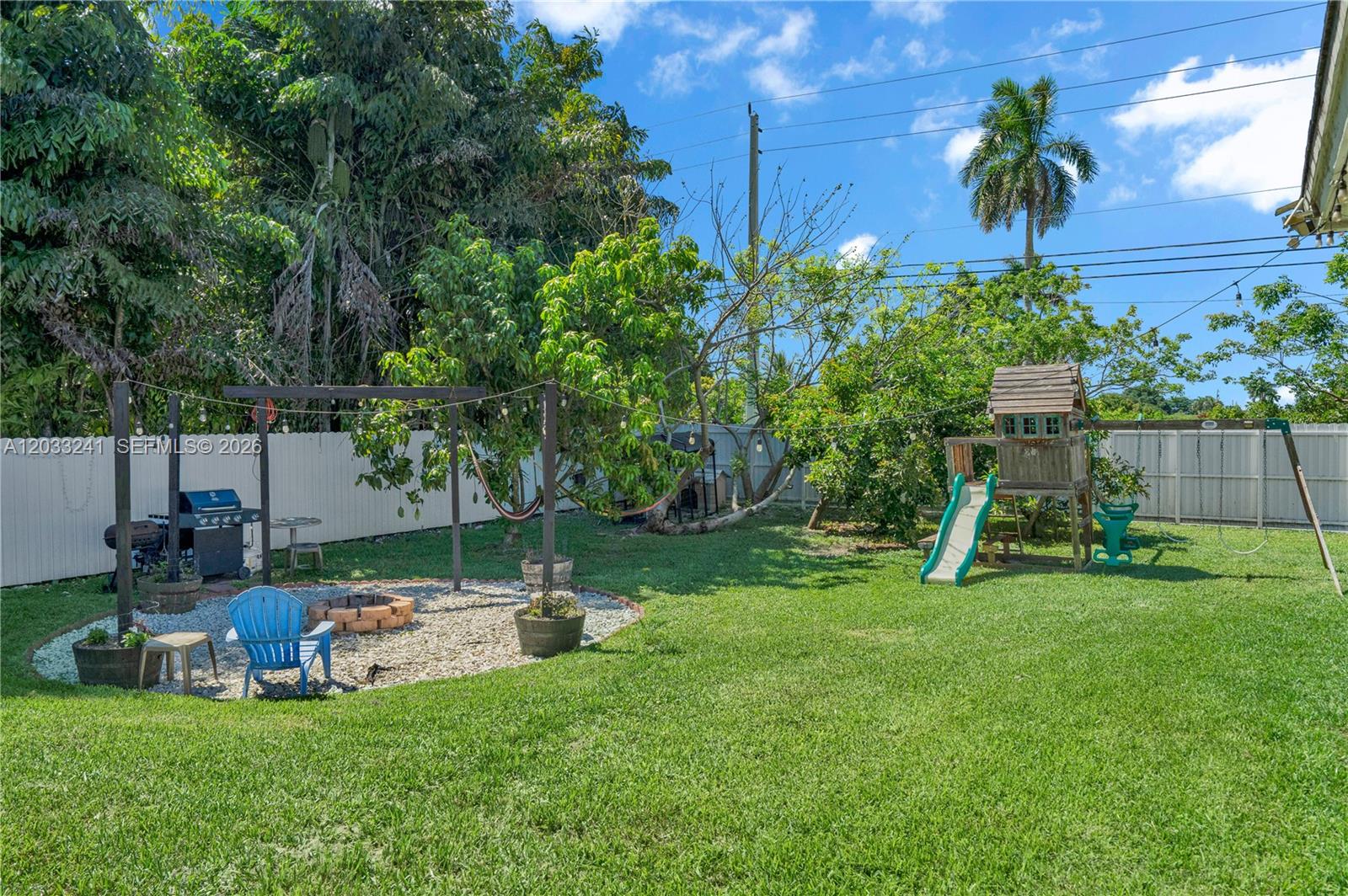 OAKWOOD GROVE - Residential