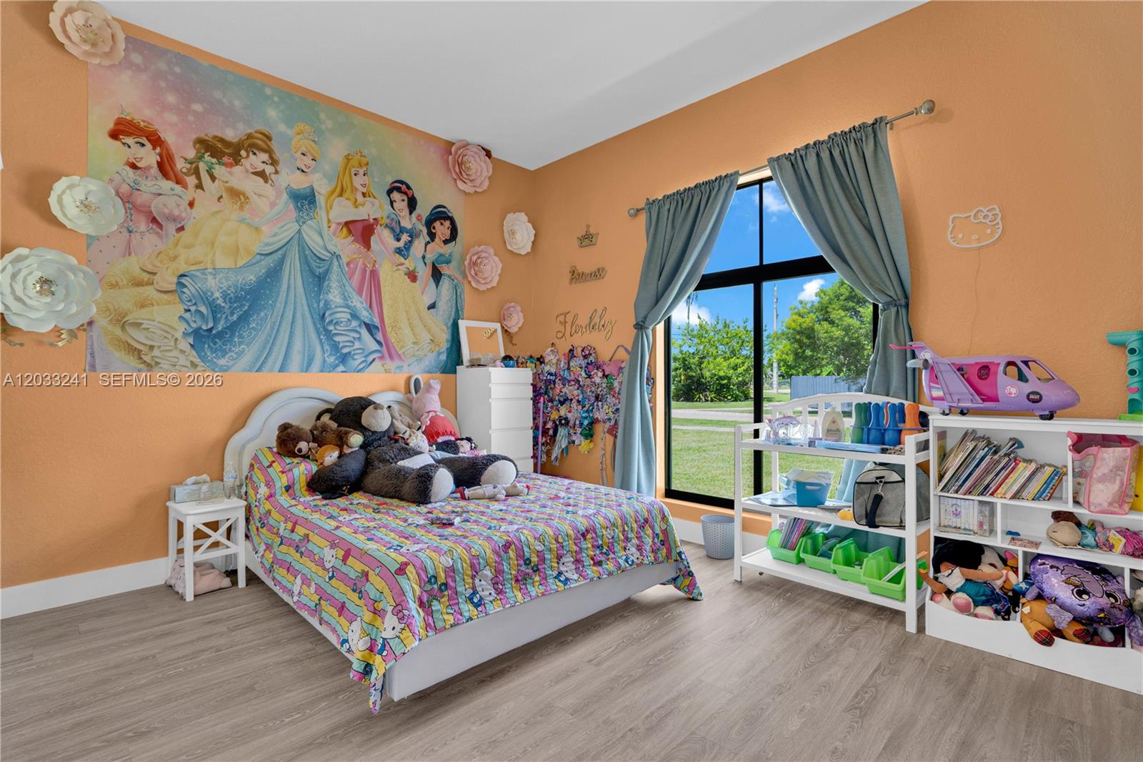 OAKWOOD GROVE - Residential