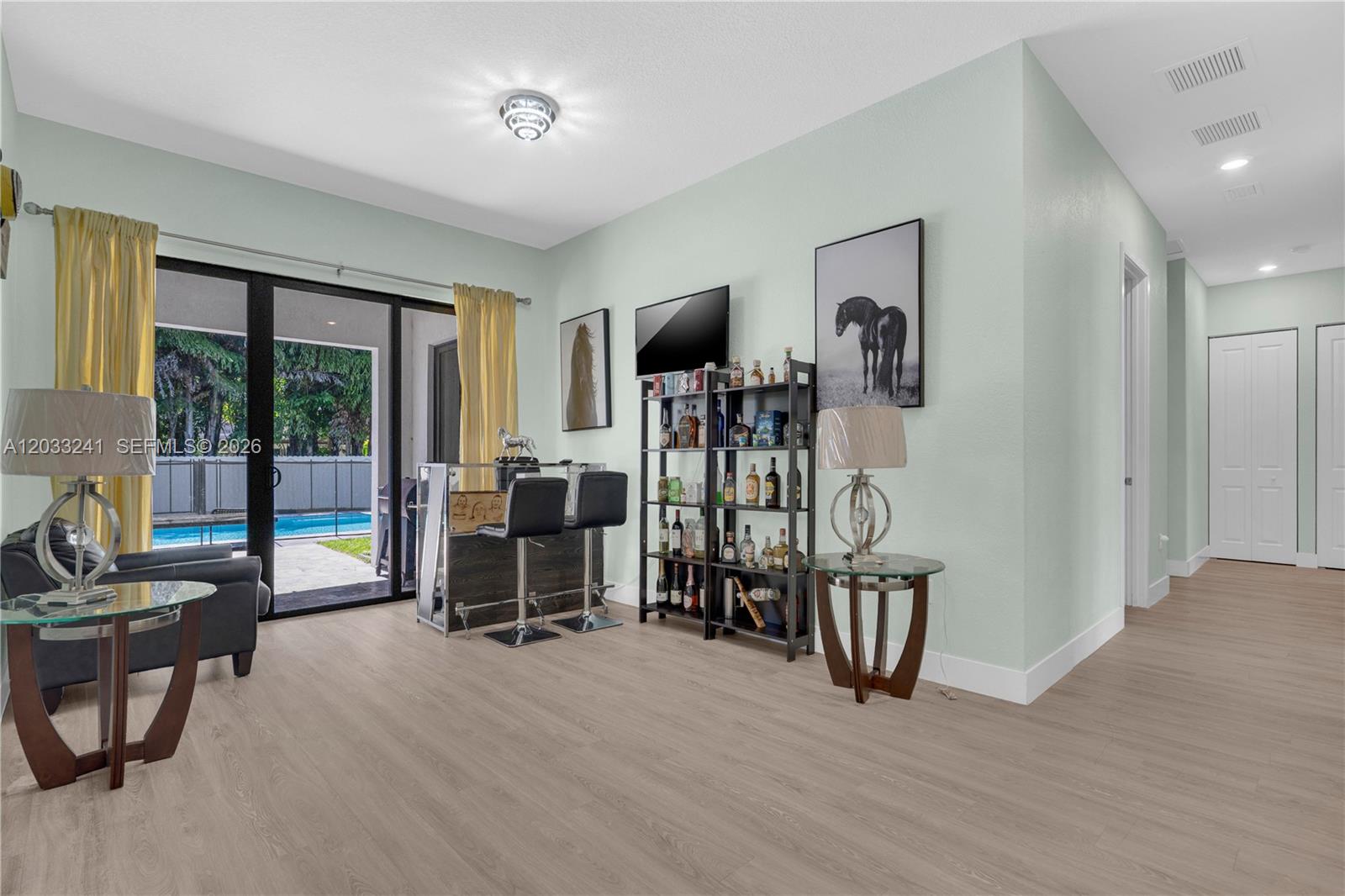 OAKWOOD GROVE - Residential