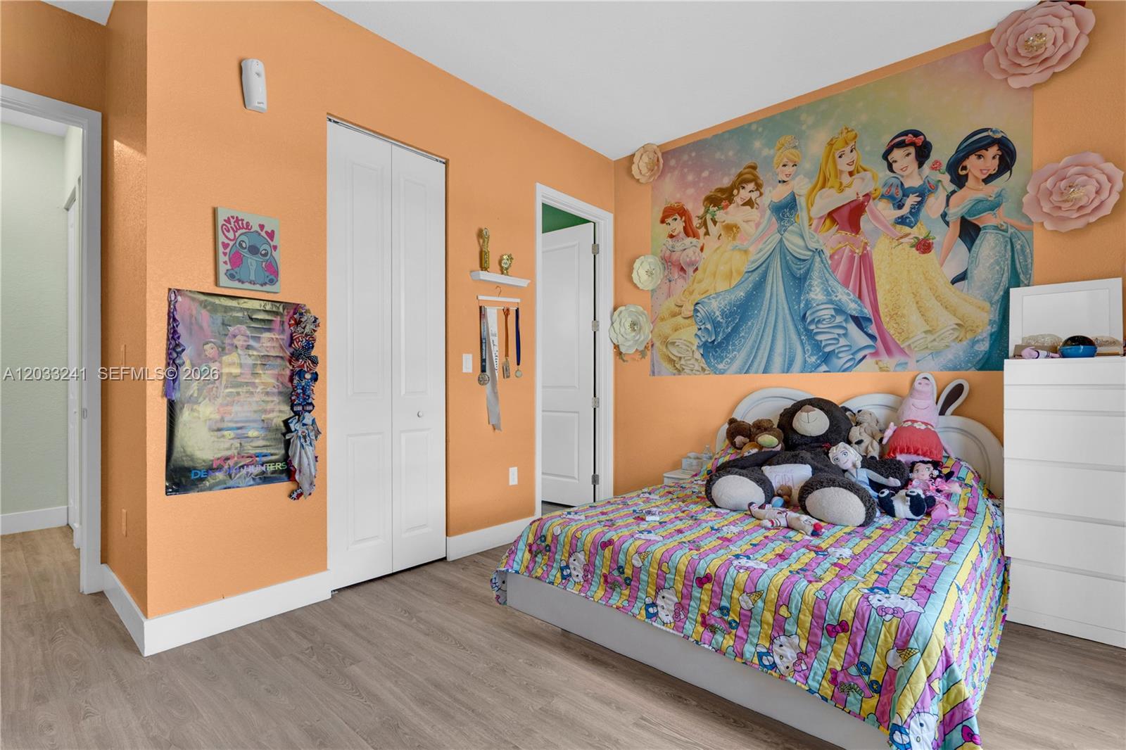 OAKWOOD GROVE - Residential