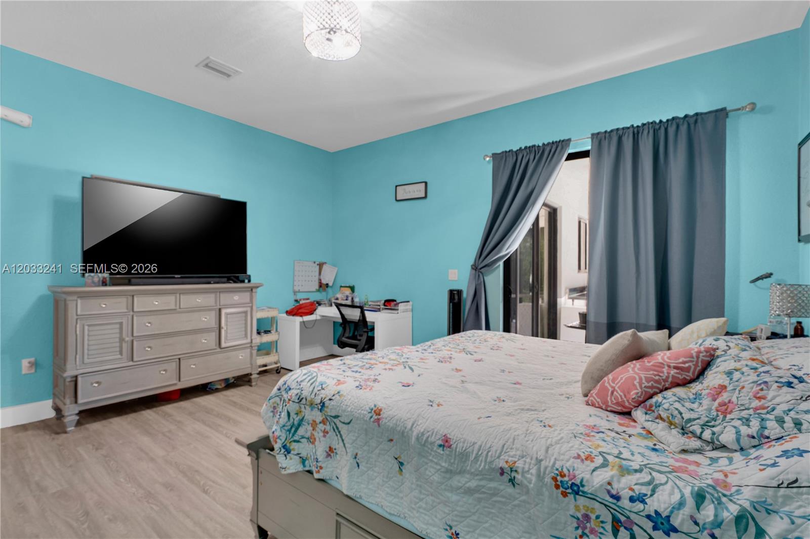 OAKWOOD GROVE - Residential