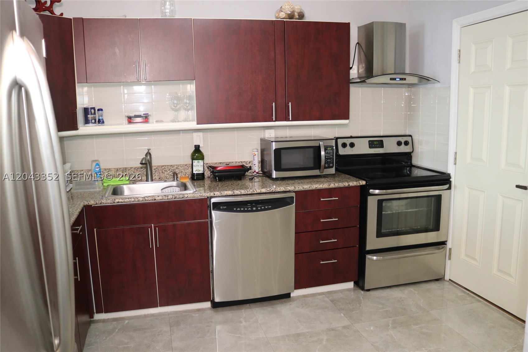 RIVIERA CONDOMINIUM APTS - Residential