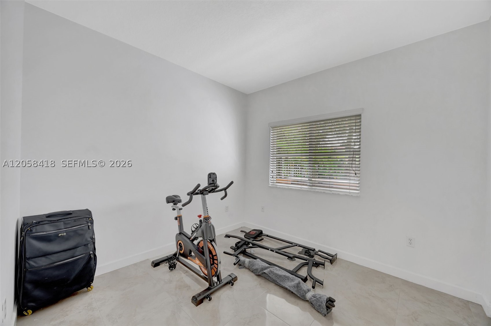 MARIANAS HOMES - Residential