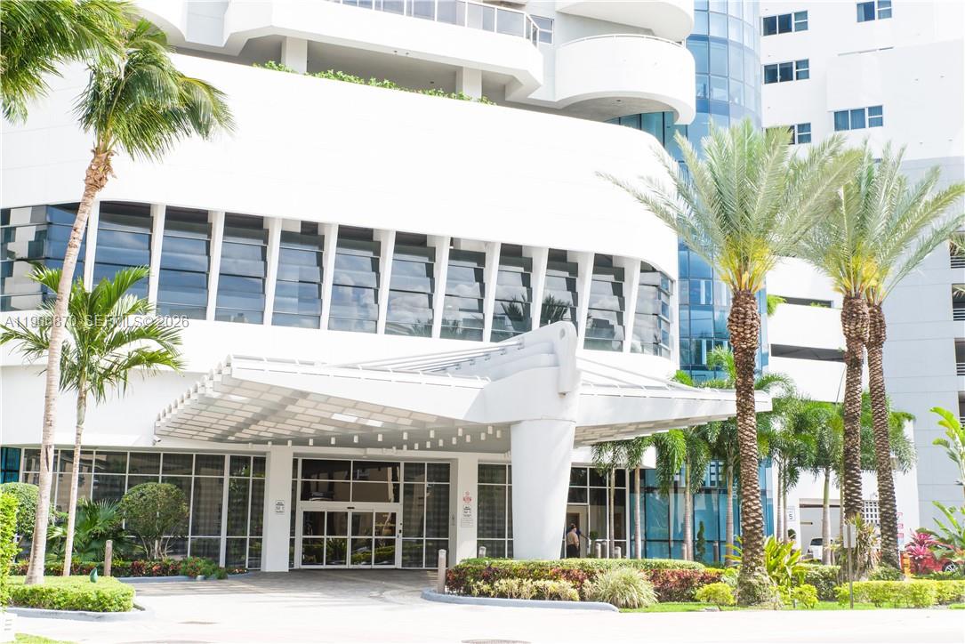 LA GORCE PALACE CONDO - Residential
