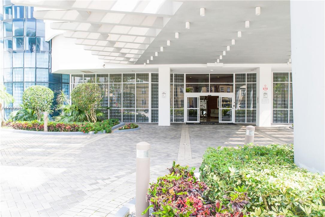 LA GORCE PALACE CONDO - Residential