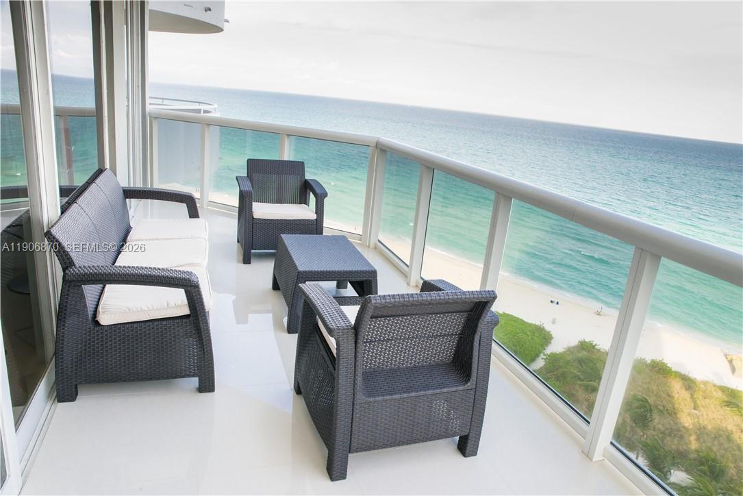 LA GORCE PALACE CONDO - Residential