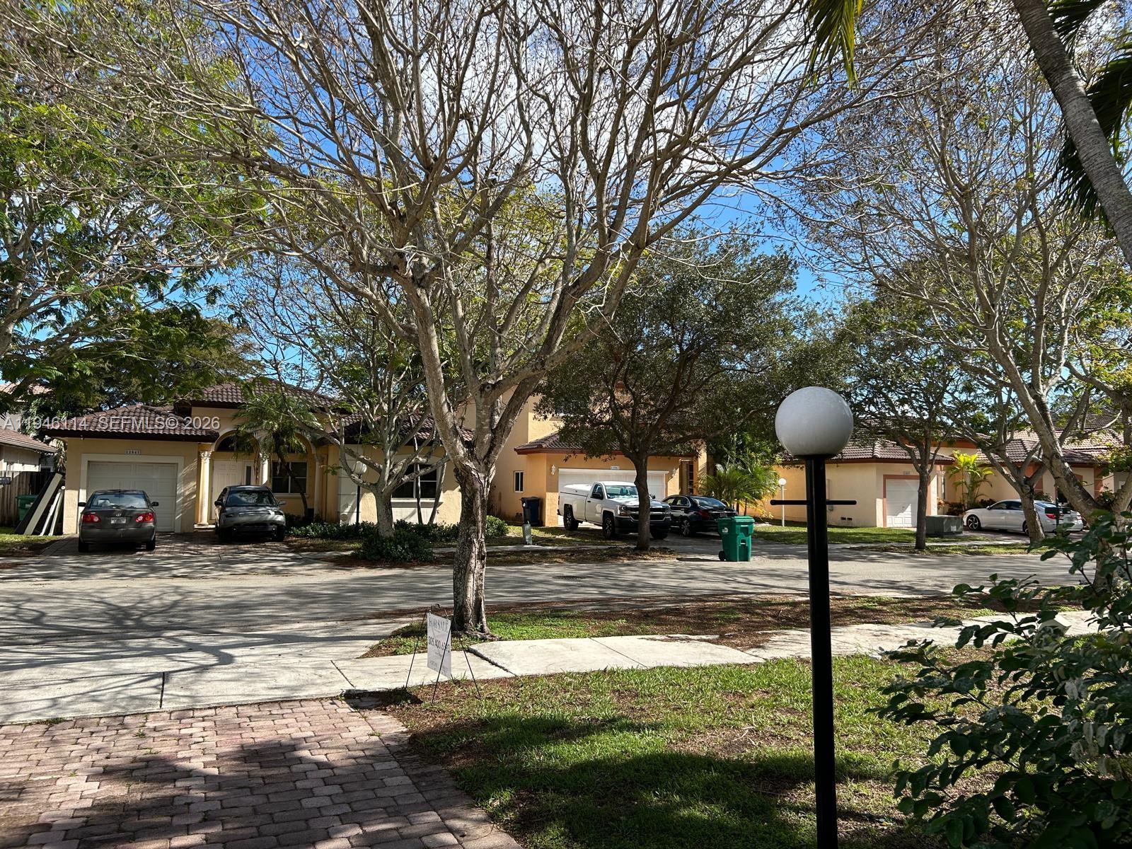 SILVER PALM HOMES - Residential