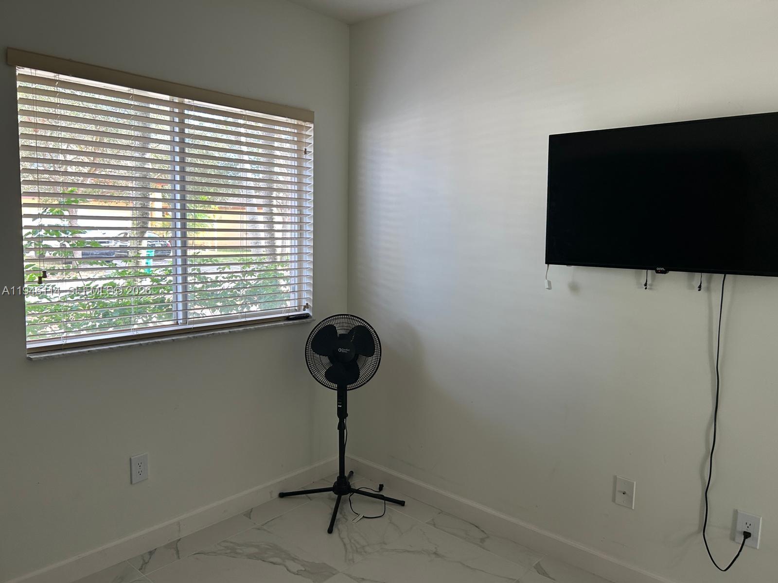SILVER PALM HOMES - Residential