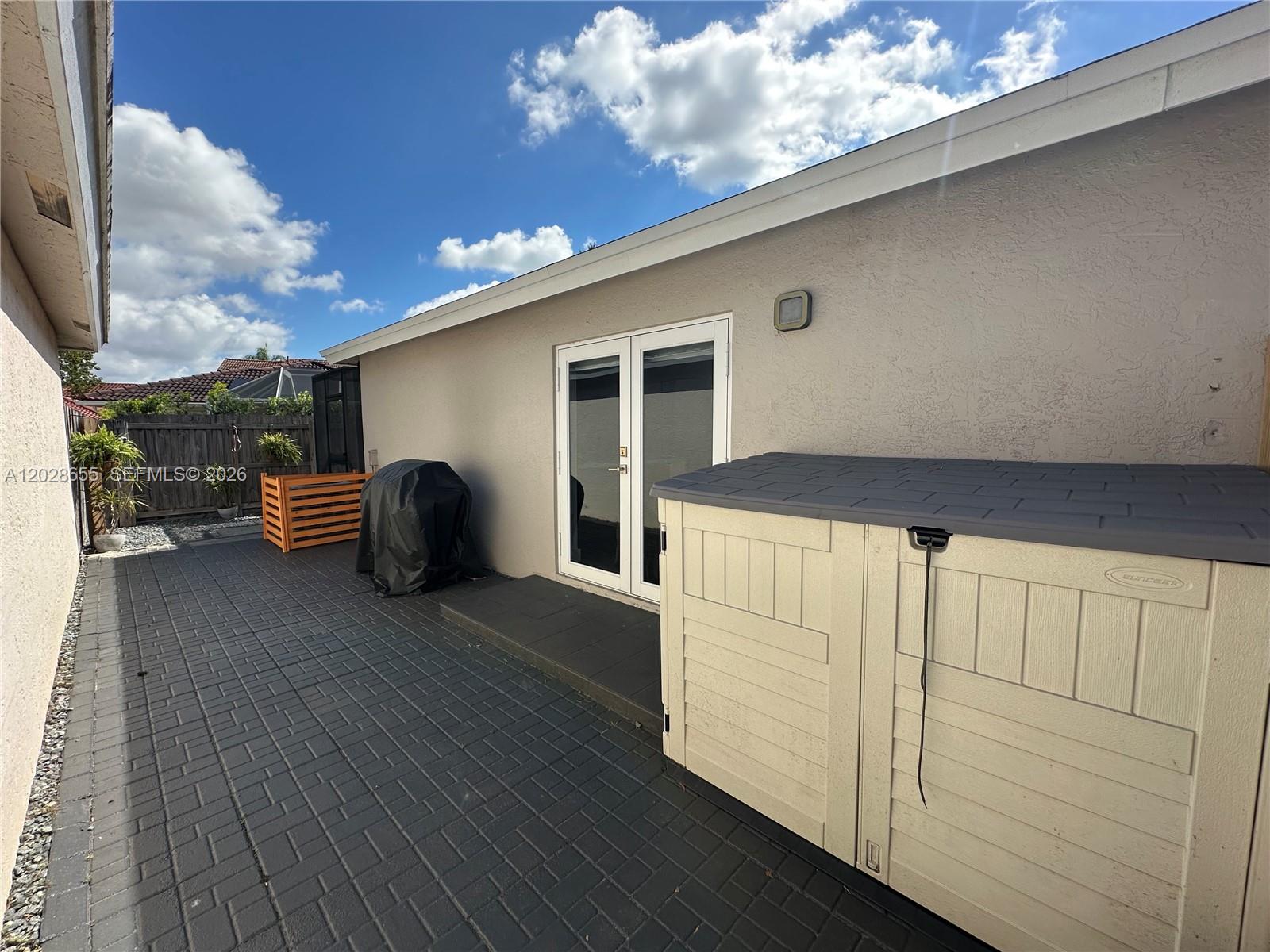 PATIO HOMES OF DORAL PINES - Residential Lease