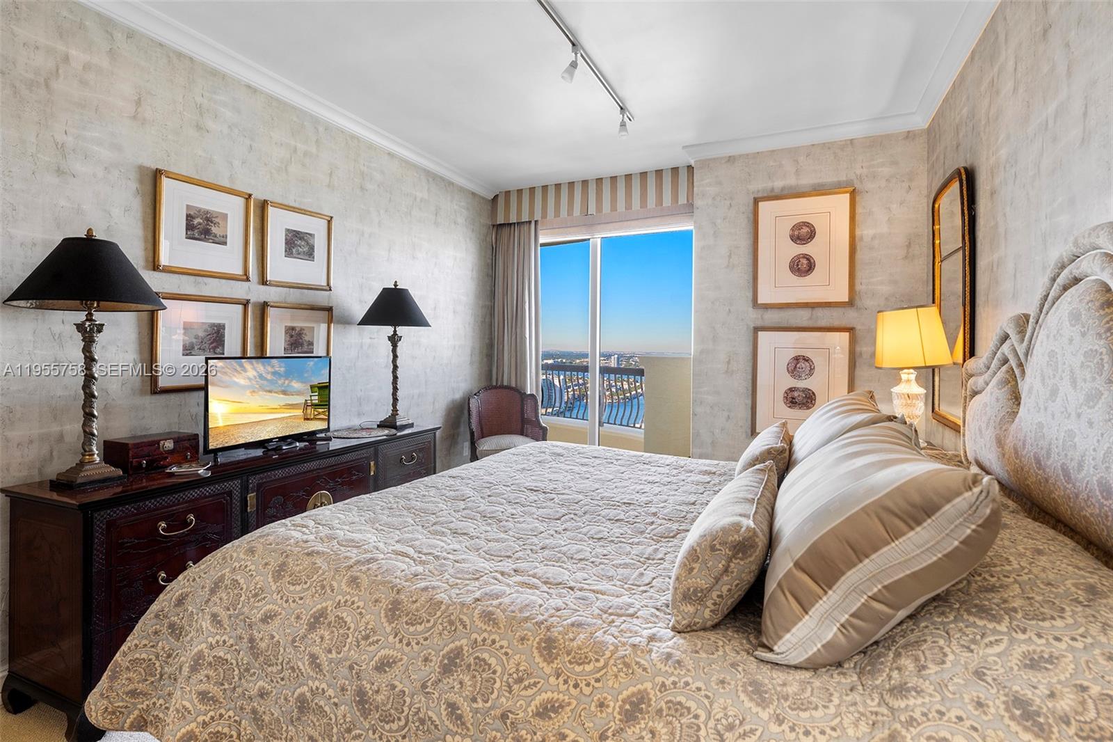ACQUALINA OCEAN RESIDENCE - Residential
