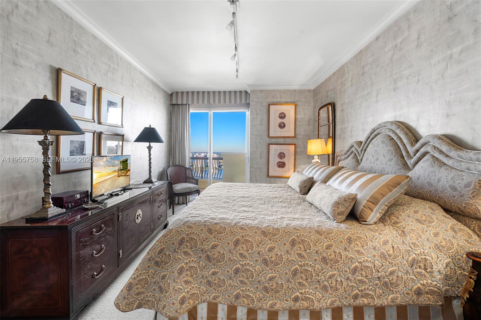 ACQUALINA OCEAN RESIDENCE - Residential