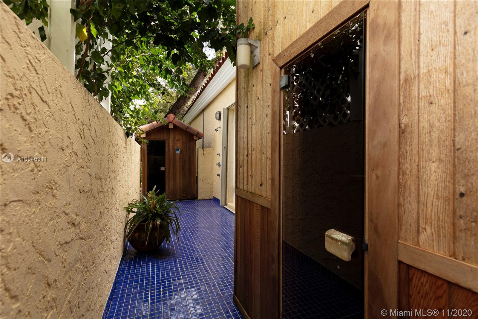 HELMS COUNTRY ESTATES RE- - Residential