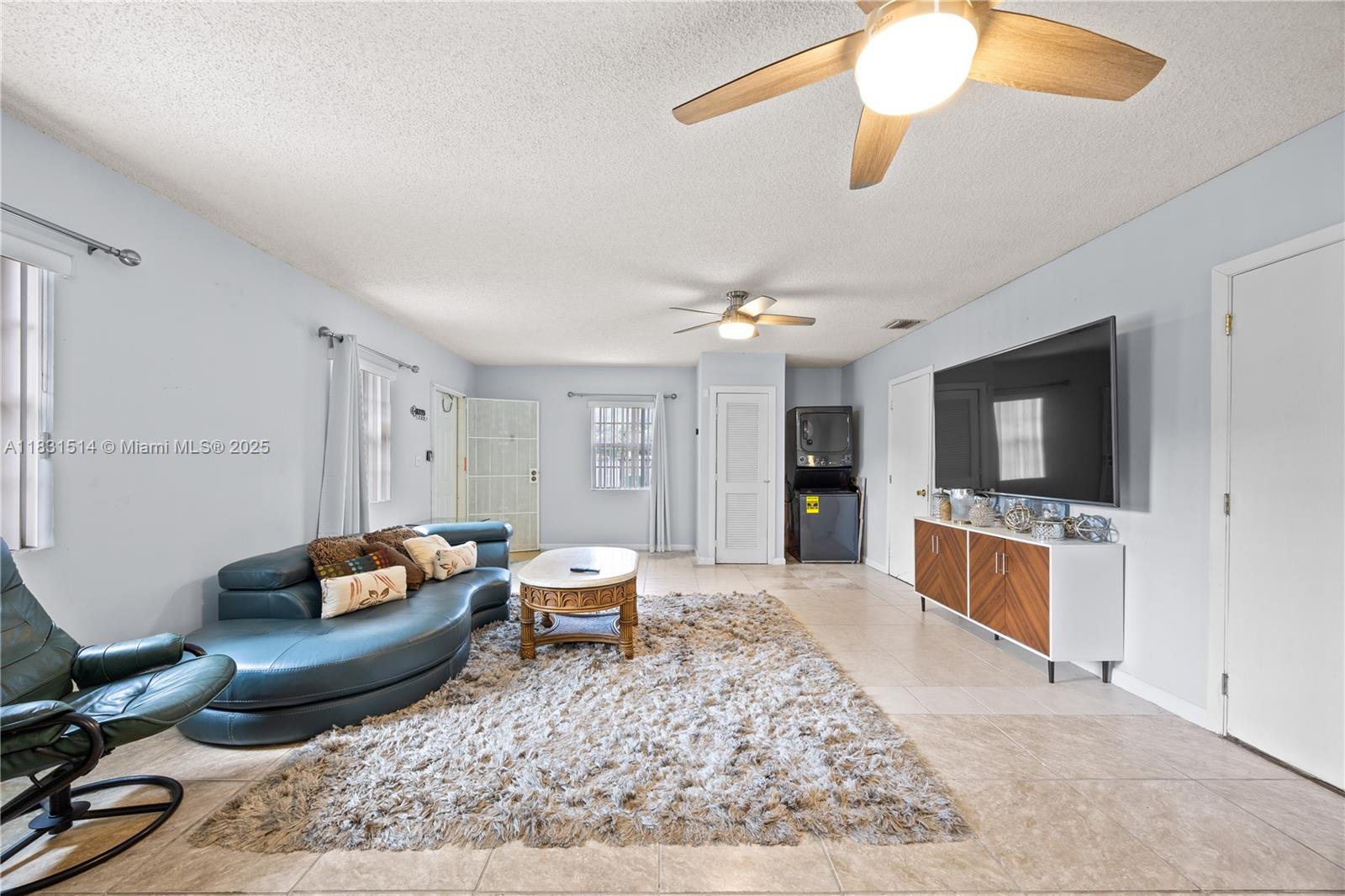 1ST ADDN TO PINEWOOD PARK - Residential Lease