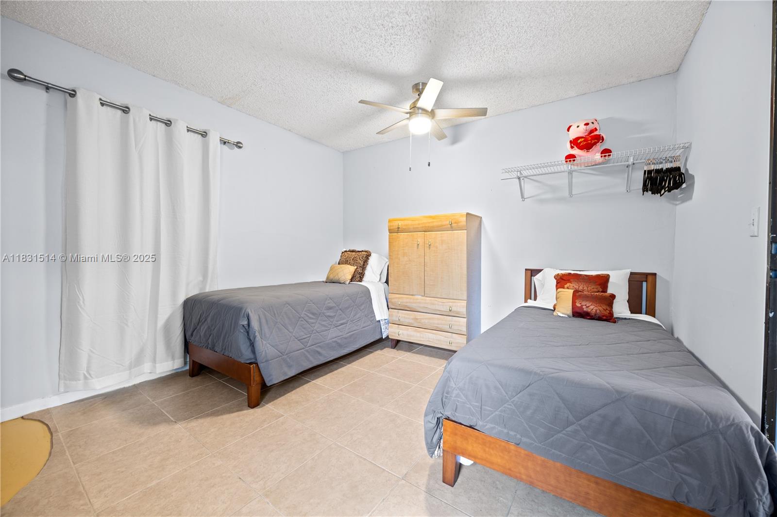 1ST ADDN TO PINEWOOD PARK - Residential Lease