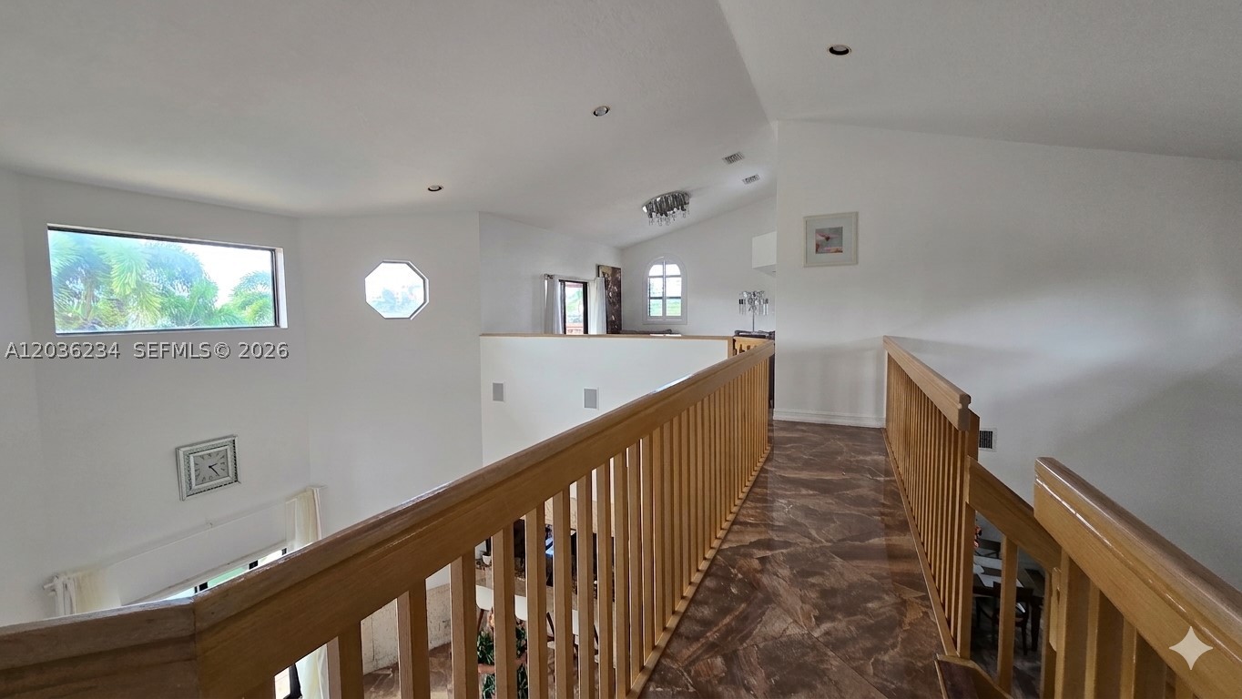 HOLLYWOOD LAKES SECTION - Residential