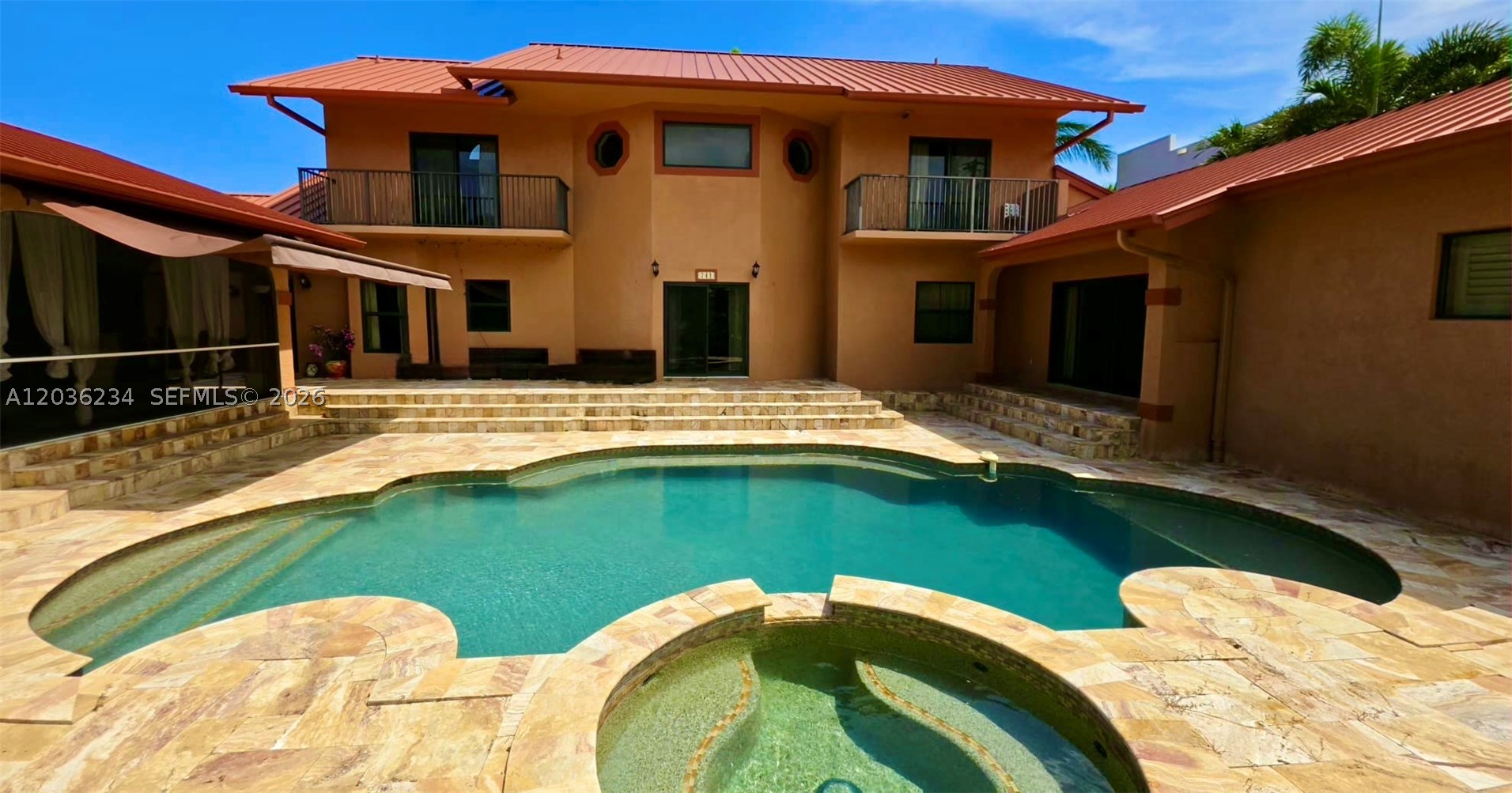 HOLLYWOOD LAKES SECTION - Residential