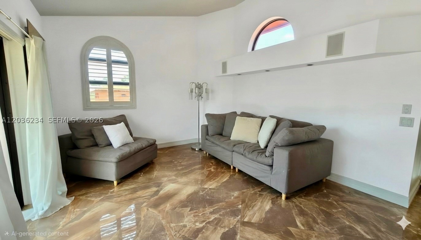 HOLLYWOOD LAKES SECTION - Residential
