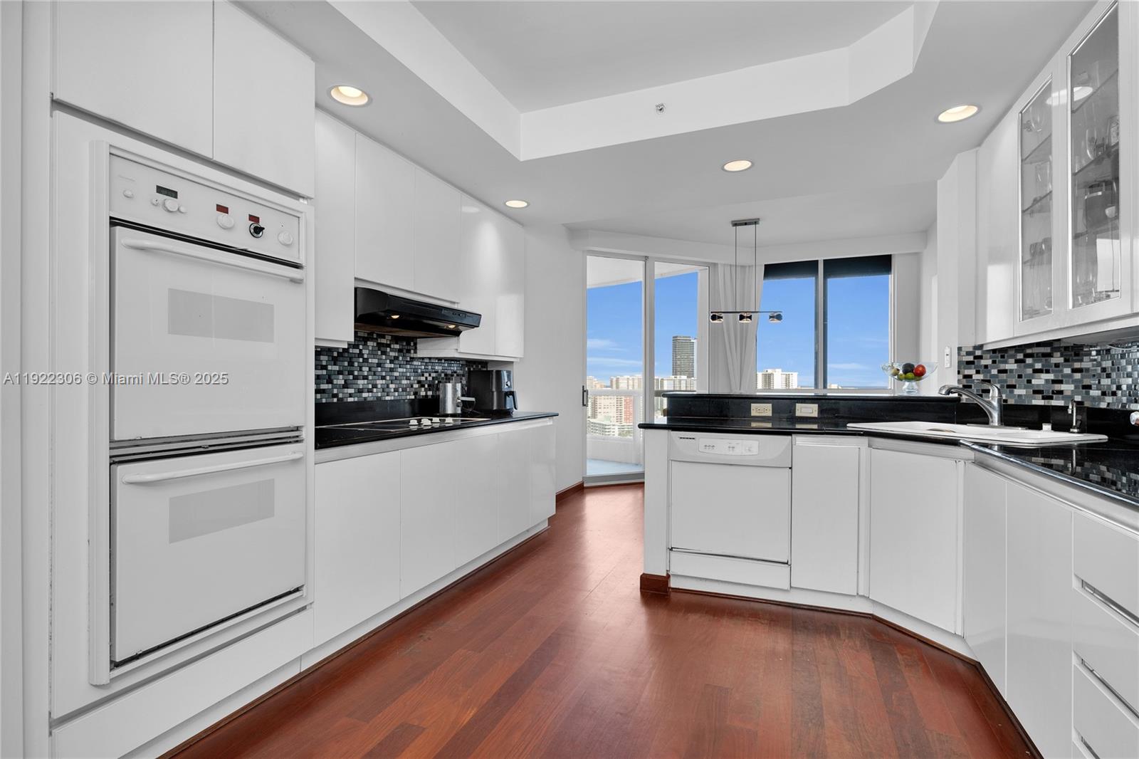 ATLANTIC III AT THE POINT - Residential