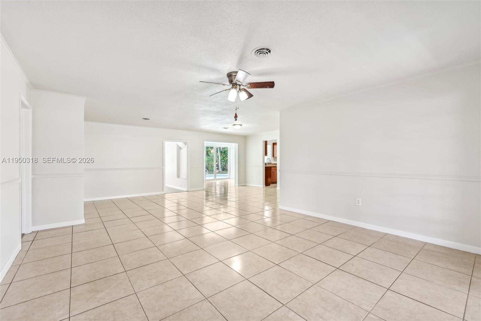 COUNTRY CLUB VILLAGE SEC - Residential