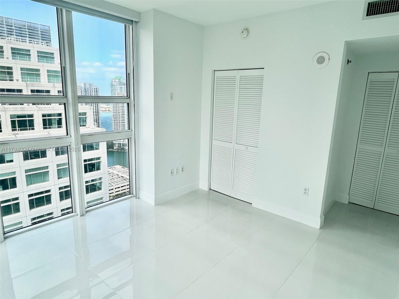THE PLAZA 851 BRICKELL CO - Residential Lease