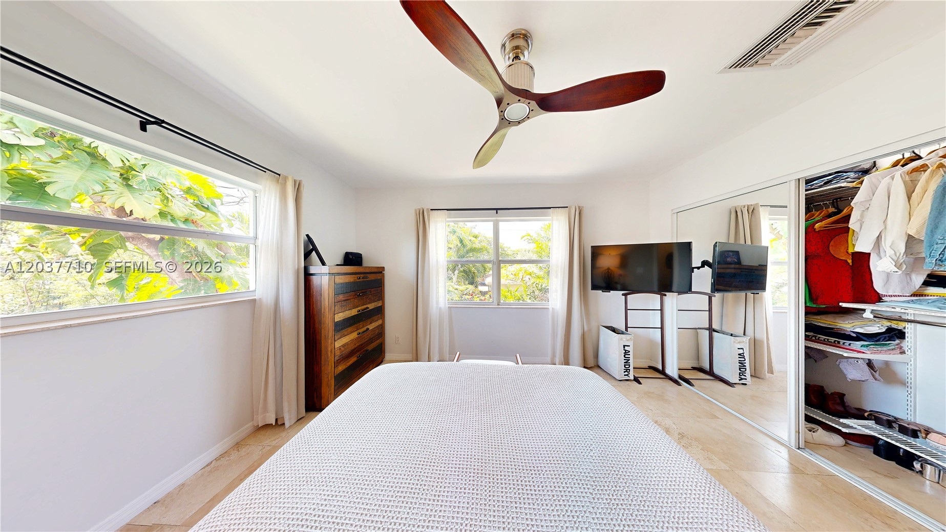 CASCADE FALLS CONDO - Residential Lease