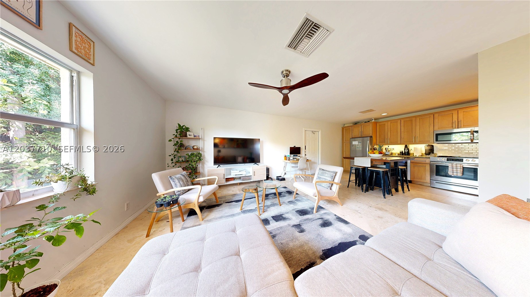 CASCADE FALLS CONDO - Residential Lease