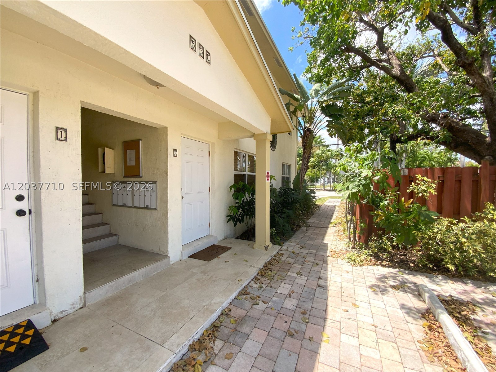 CASCADE FALLS CONDO - Residential Lease