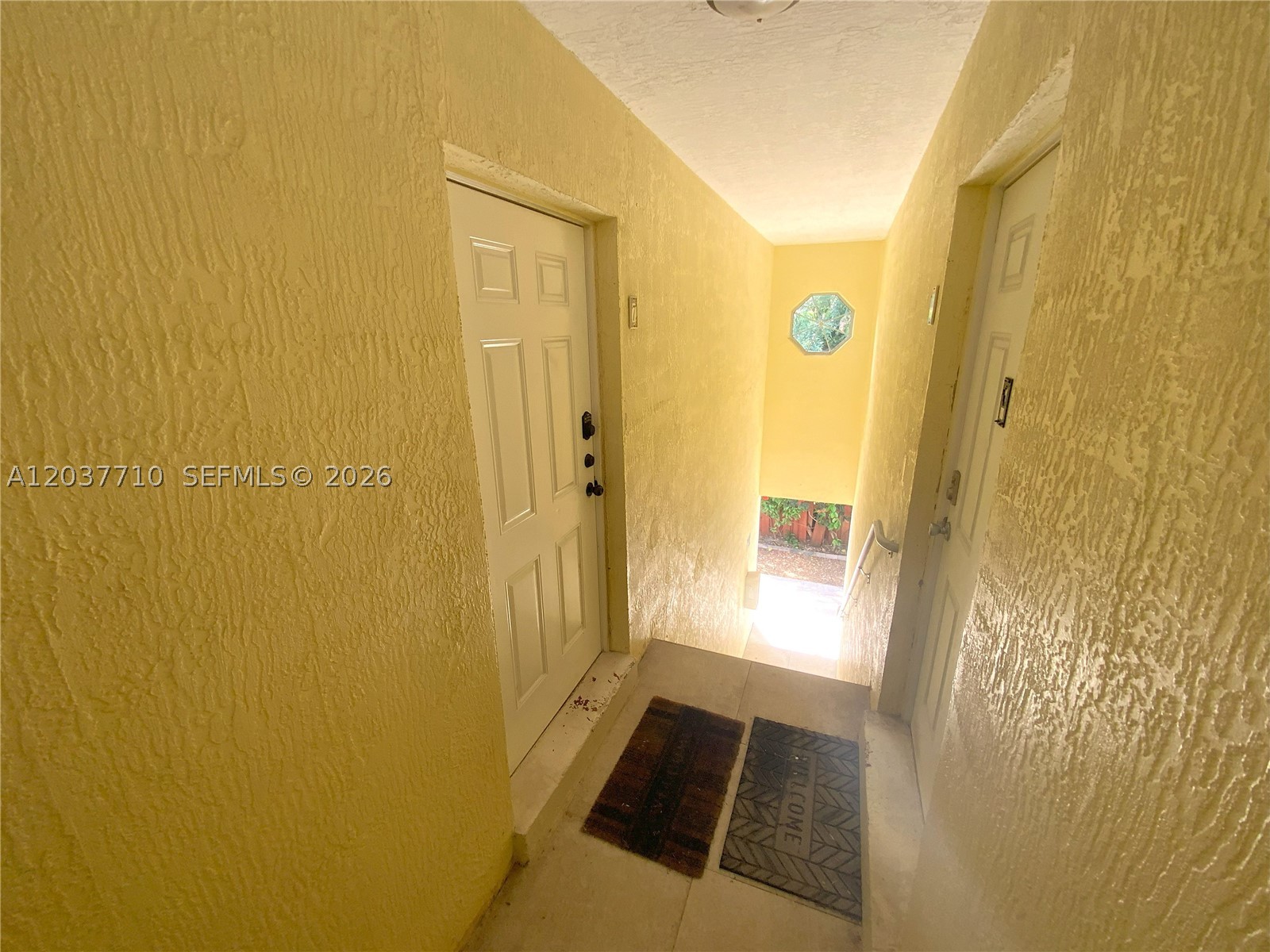 CASCADE FALLS CONDO - Residential Lease