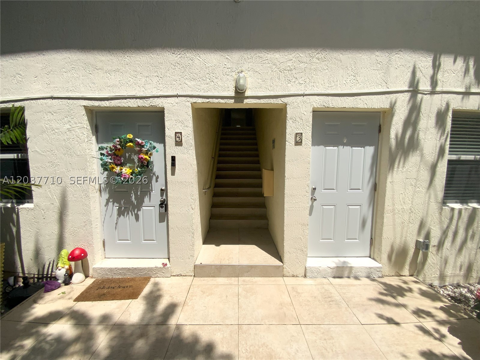 CASCADE FALLS CONDO - Residential Lease